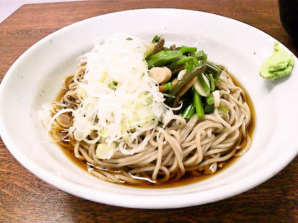hiyashi-sansai-momoya.jpg