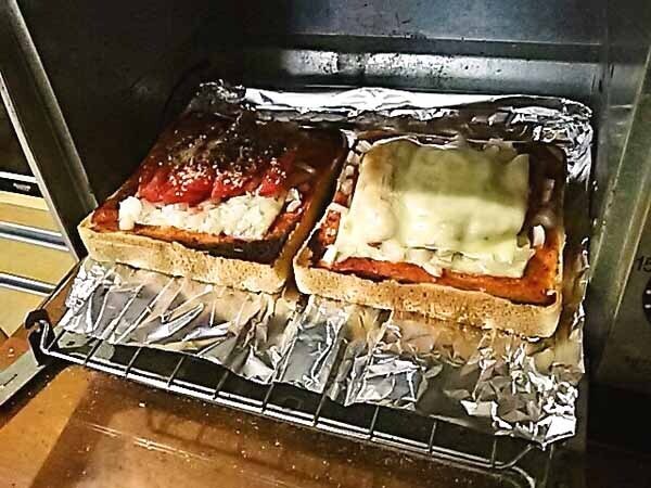 itarian-tomato-piza3.jpg