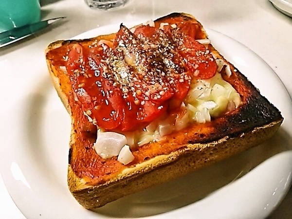 itarian-tomato-piza4.jpg