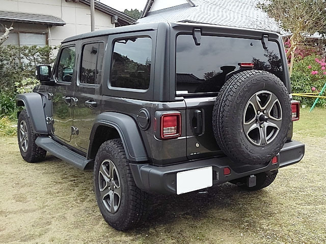 jeep-jl-wrangler-japan3.JPG