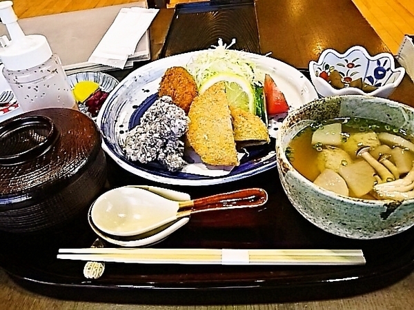 wadaura-kujira3syu.jpg
